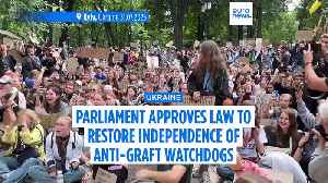 Ukrainian parliament approves law to restore independence of anti-graft watchdogs