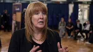 Govt: Halve knife crime within a decade