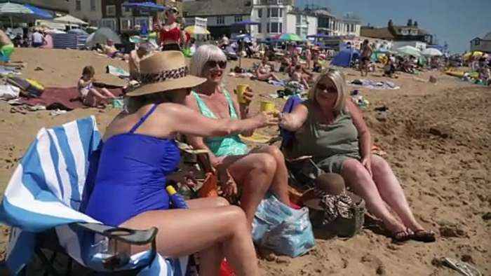 Yellow thunderstorm warning in place as heatwave continues