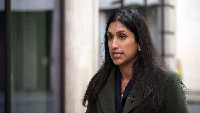 Tories accuse govt of being too slow in Iran response