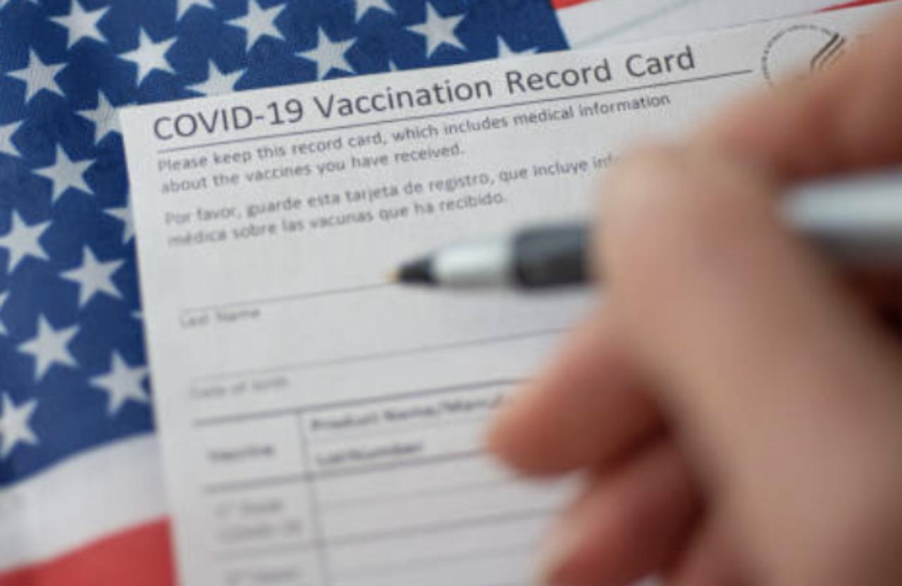 Thousands of Fake COVID Vaccination Cards Seized By US Federal Agents