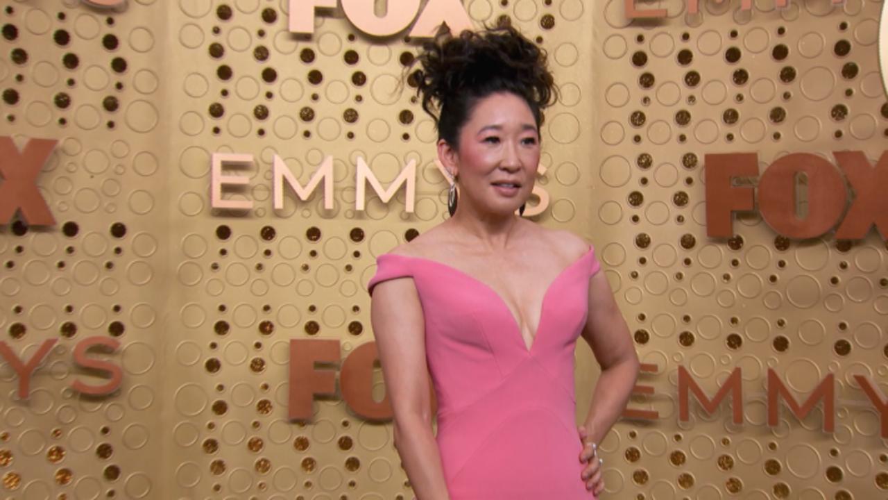 Sandra Oh Takes Part In Adorable Interview With The Linda Lindas