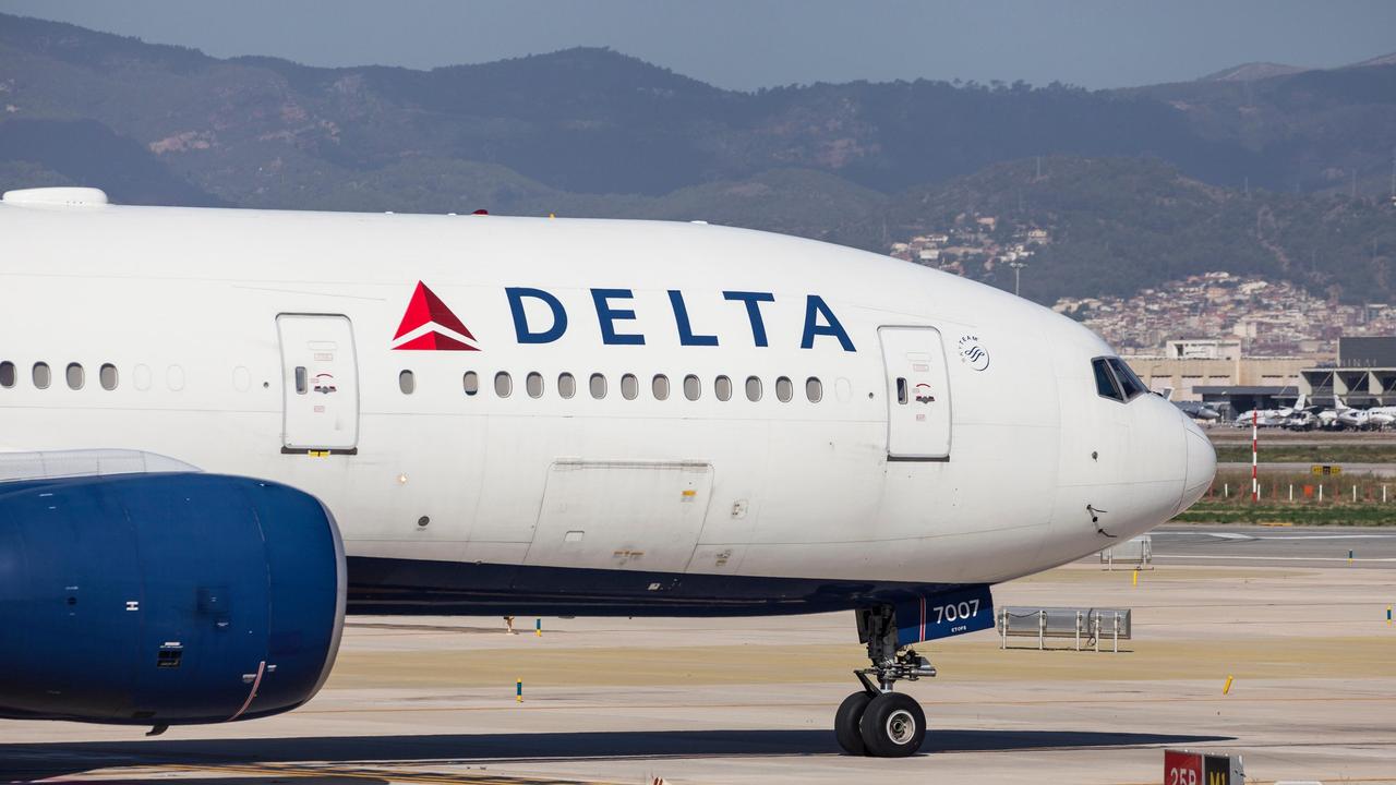Delta Air Lines To Charge Unvaccinated Employees $200 per Month