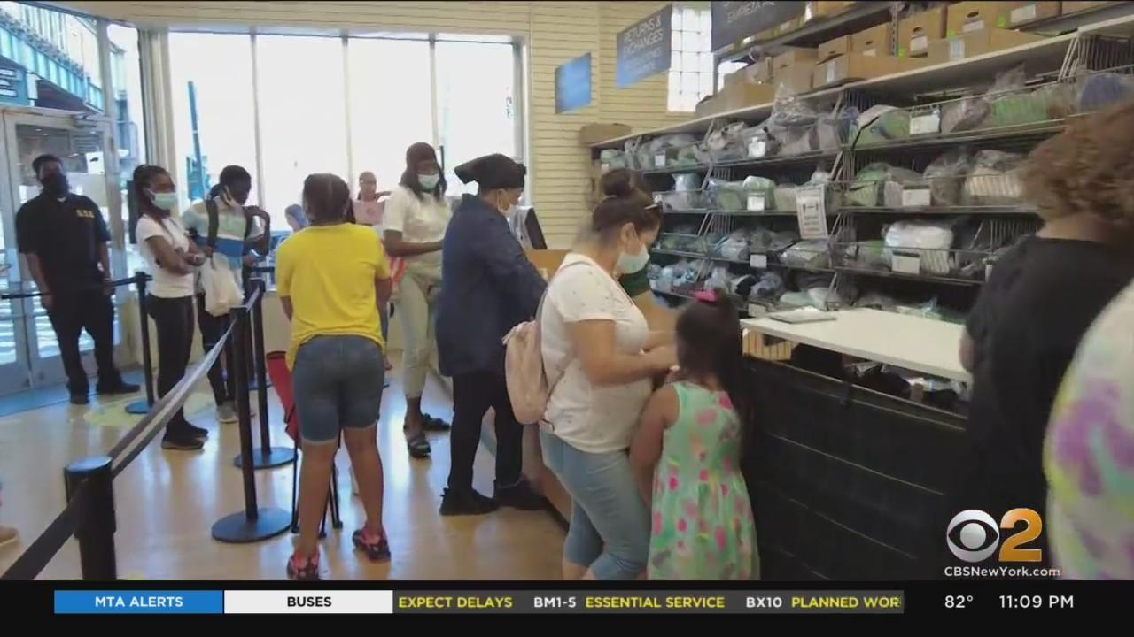 Many NYC Parents Scrambling To Buy School Uniforms Before Classes Start