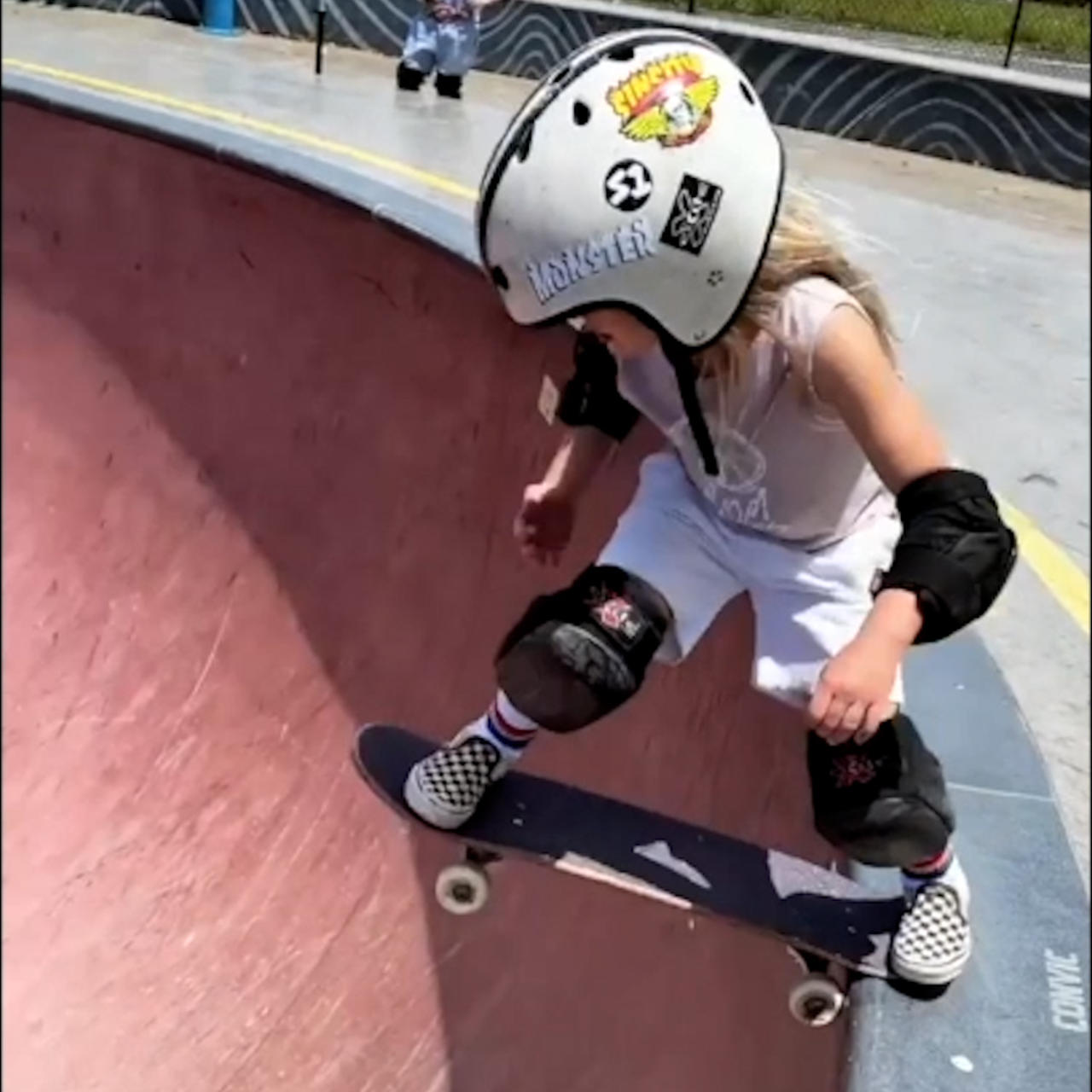 6-year-old Australian girl is world’s next skateboarding star