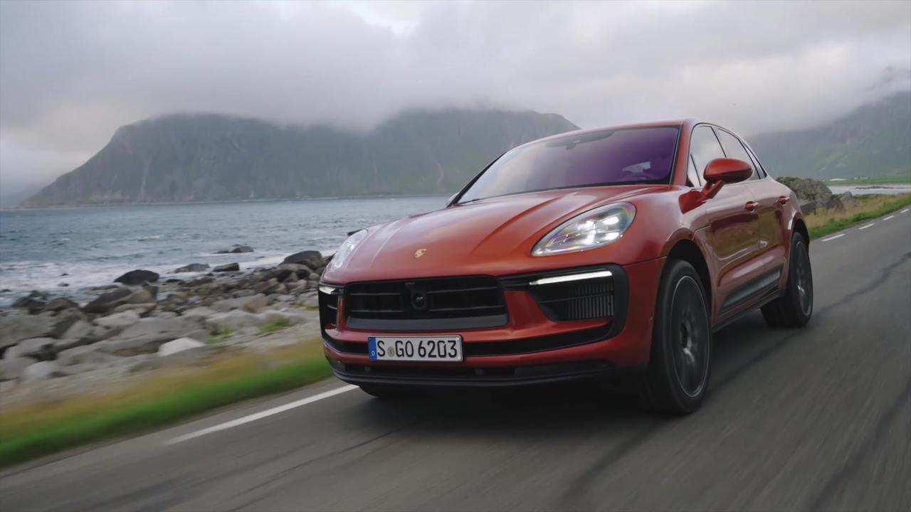 The new Porsche Macan in Papaya Metallic Driving Video