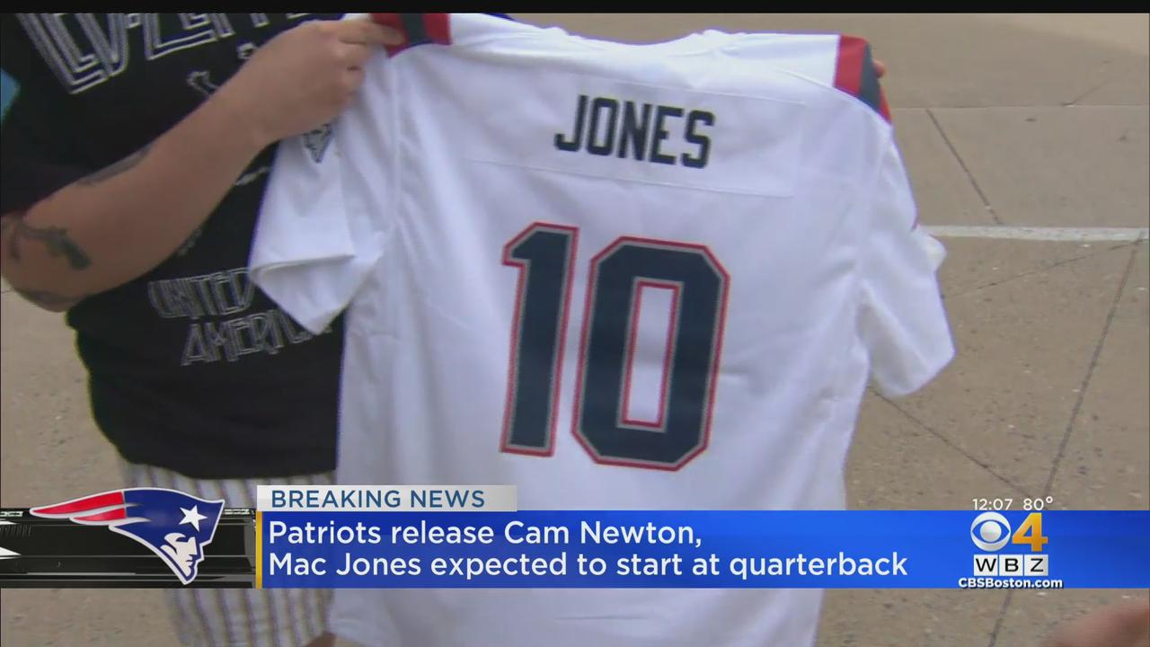 Patriots Fan Excited To See Mac Jones Take Over At Quarterback