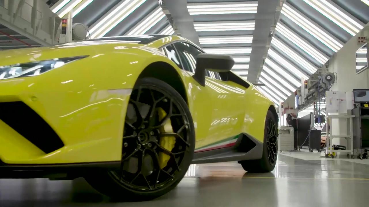 Automobili Lamborghini and composite materials - Lamborghini Carbon fiber on ISS (2019)