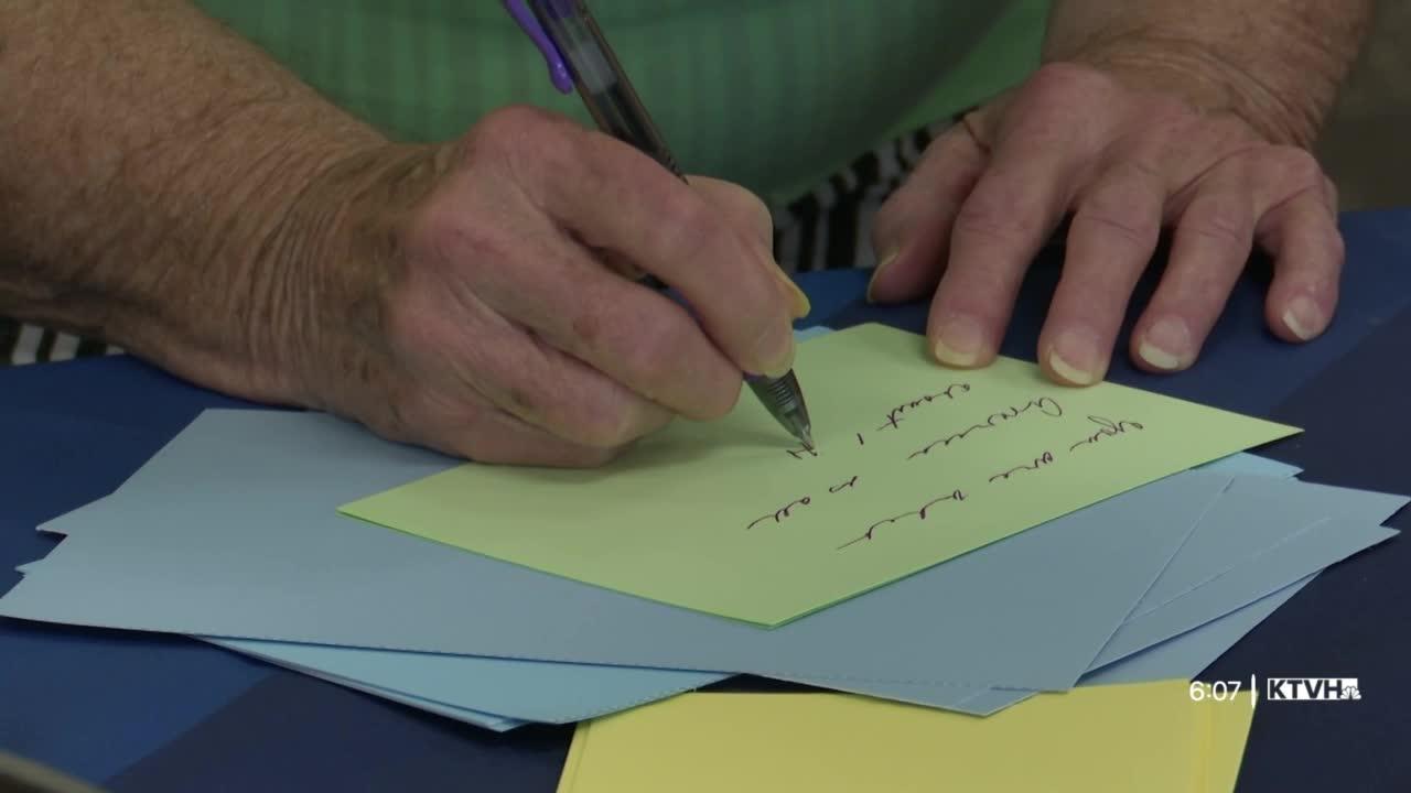 Volunteers bring thank-you notes to Helena first responders to mark 9/11 anniversary