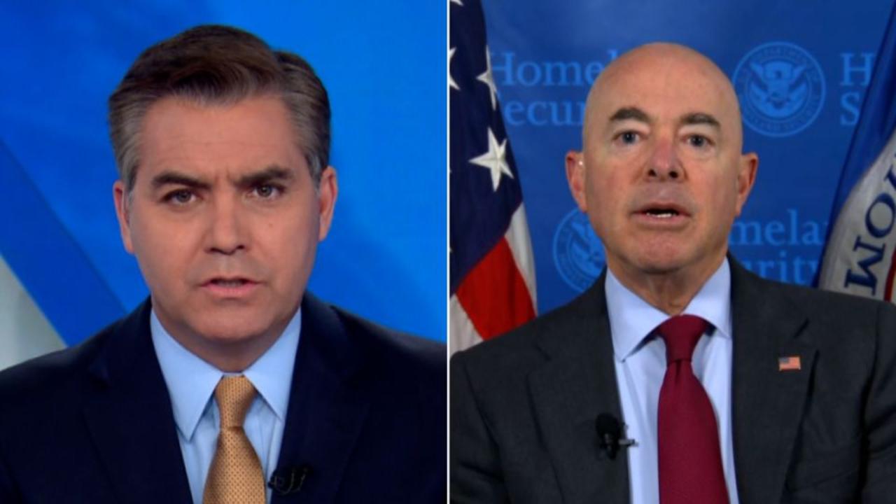 'Is there a contradiction?': Acosta presses DHS secretary about policy