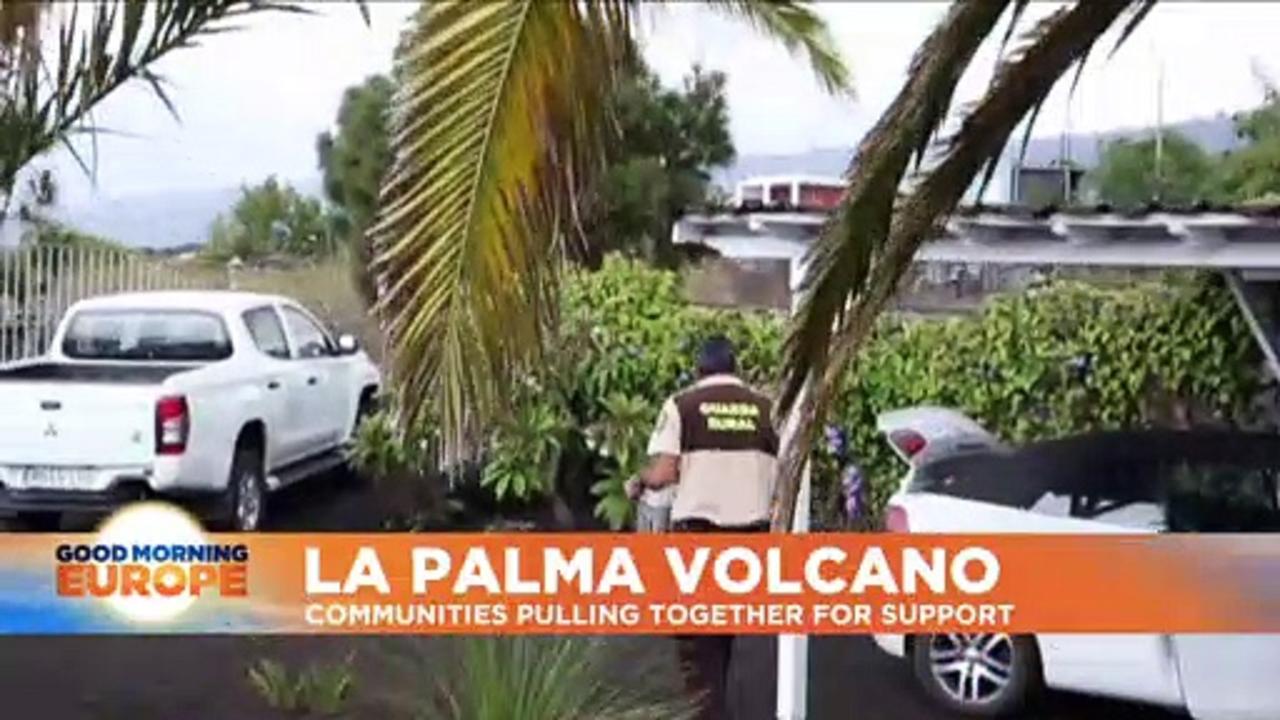 La Palma volcano: Hundreds rush to help locals left with nothing