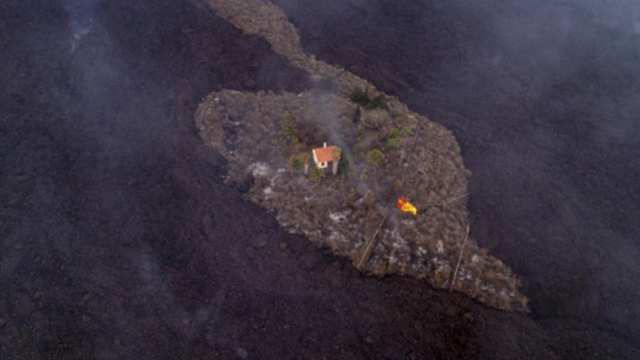 Miracle House? Building Somehow Spared From La Palma’s Lava Flow