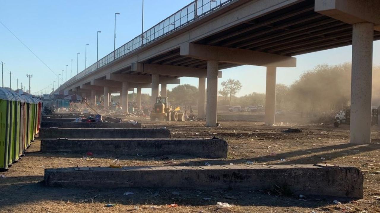 Footage shows Del Rio migrant camp under Texas bridge cleared