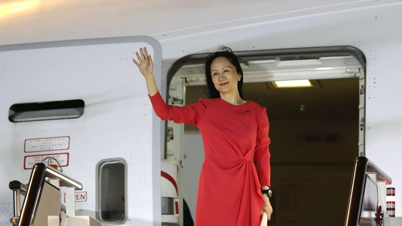Huawei executive Meng Wanzhou hailed a hero upon return to China