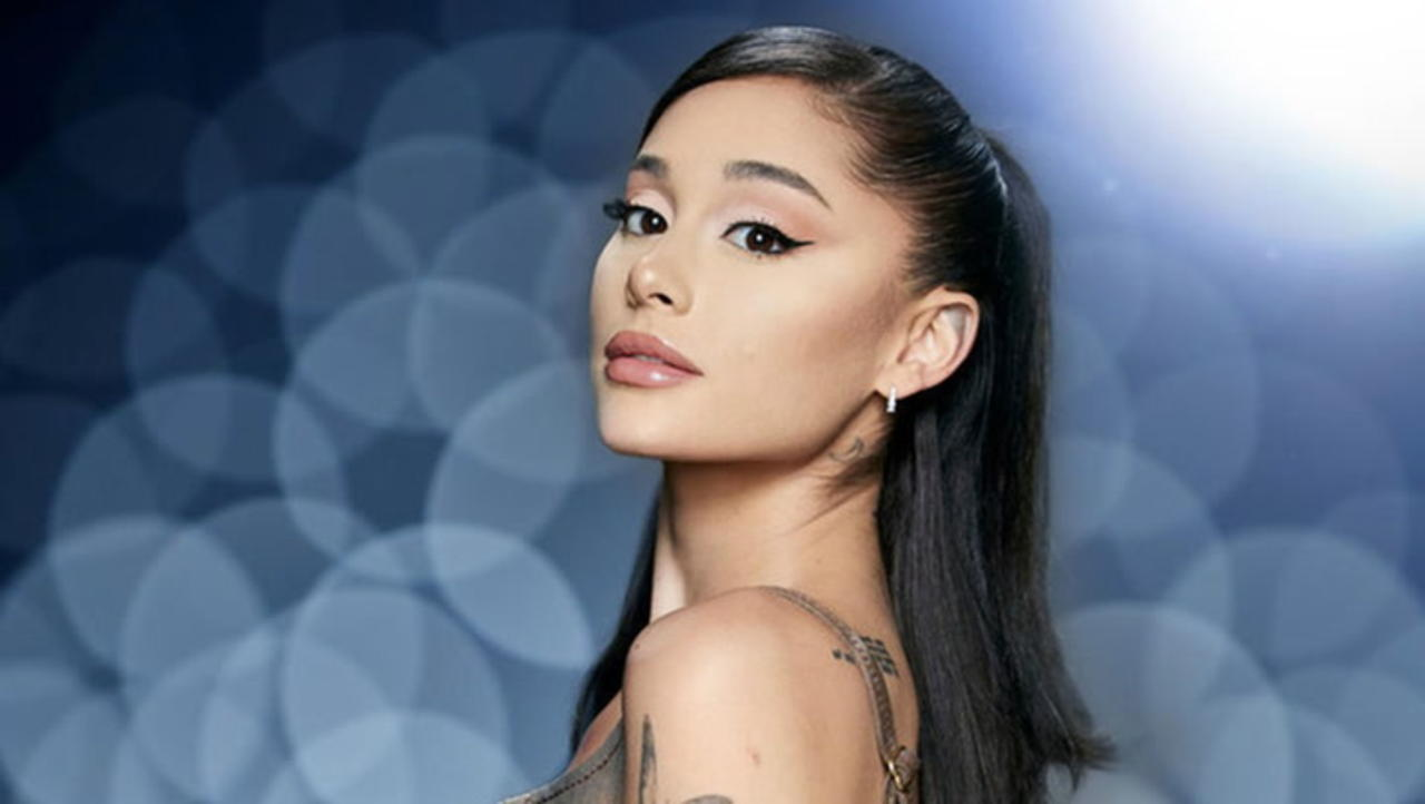 Ariana Grande Gets Emotional as She Eliminates Contestant on ‘The Voice’ | Billboard News