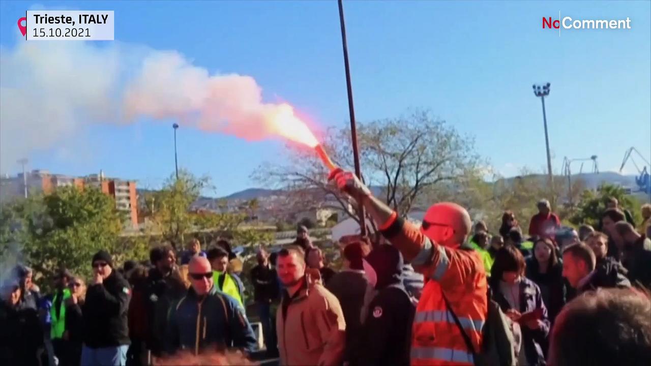 Protest against green pass in Italy
