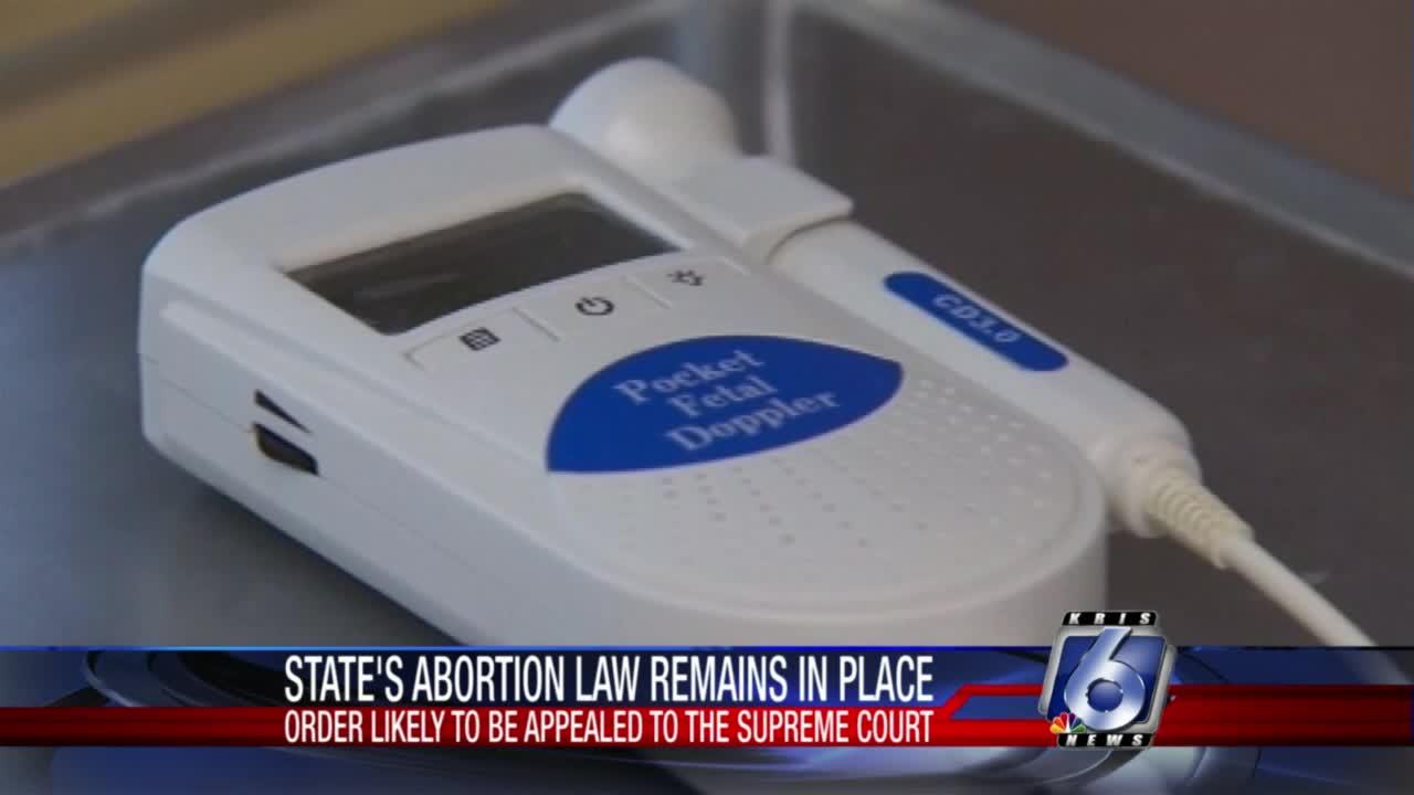 Court again lets Texas continue banning most abortions