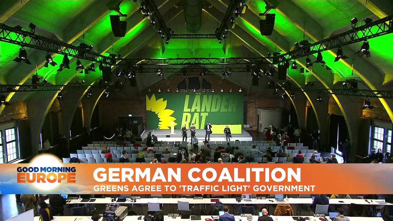 German Greens vote to support formal coalition talks in party congress
