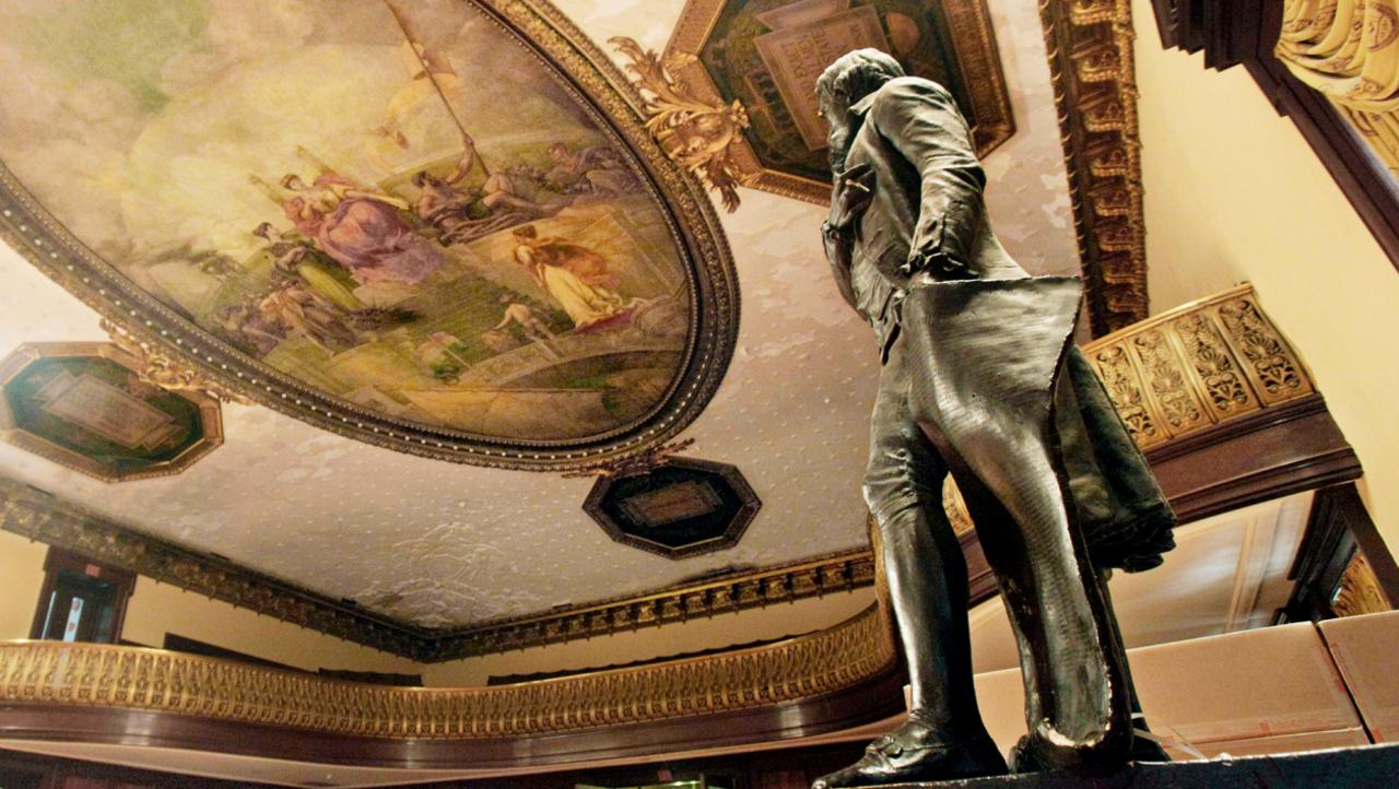 Statue of Thomas Jefferson to Be Removed from New York City Hall