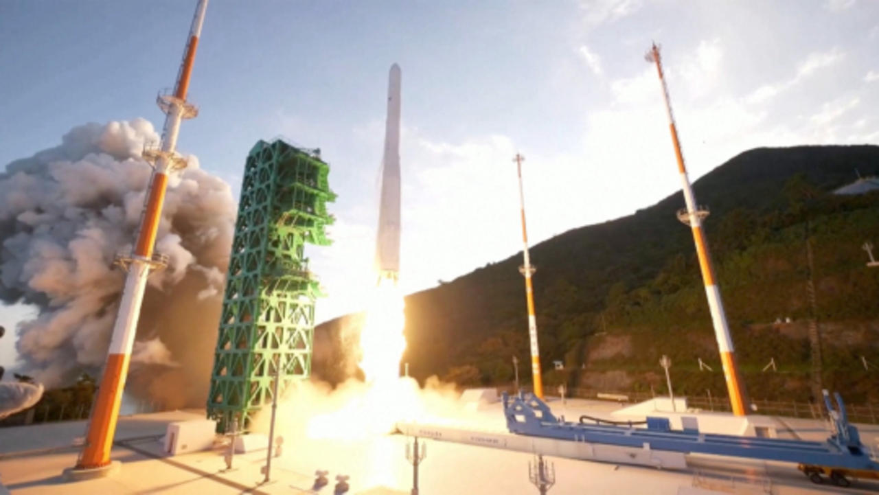 South Korea Successfully Test Launches Its First Domestic Space Rocket