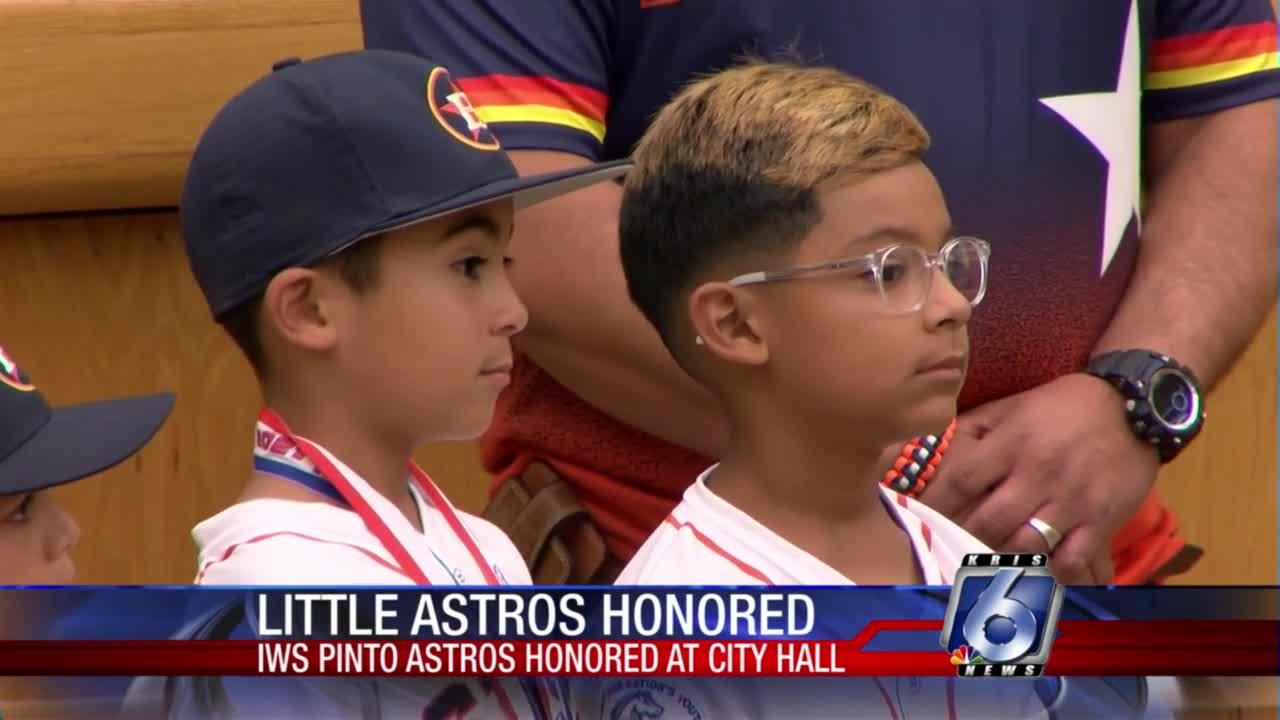 Pinto Astros receive congratulations from City Council