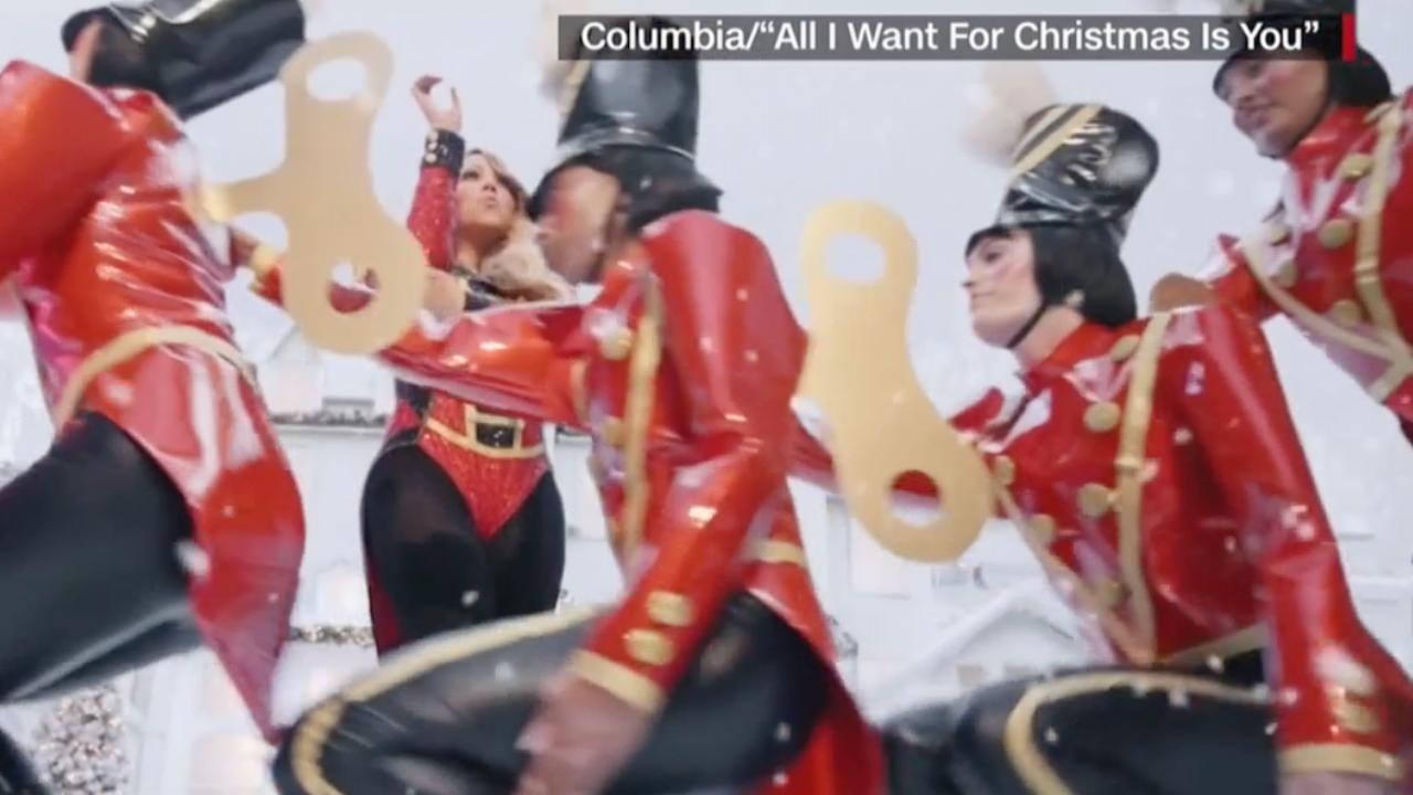 Lets Connect: Texas bar bans Mariah Careys 'All I Want for Christmas' until Dec. 1