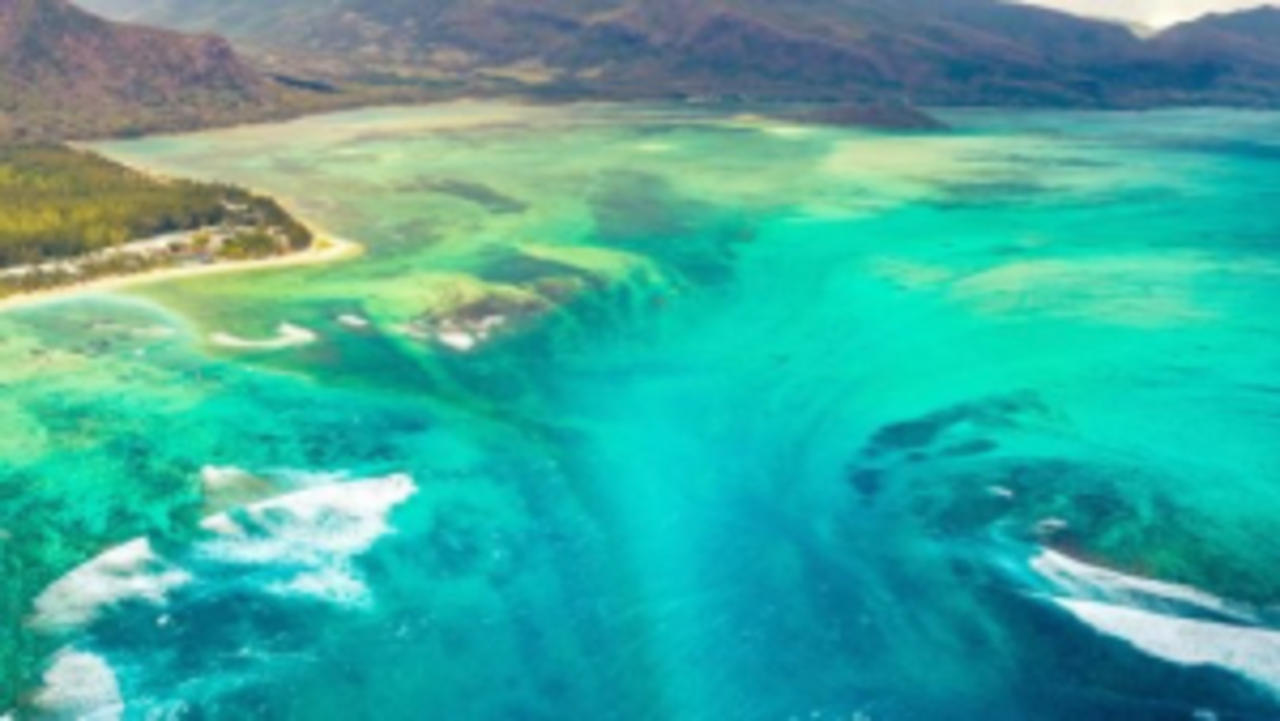 Check Out This Amazing Underwater Waterfall on This Indian Island