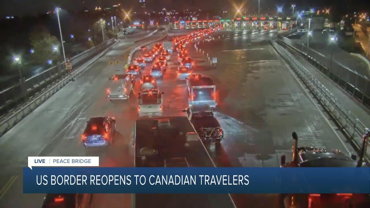 US reopens land border to Canadian traffic