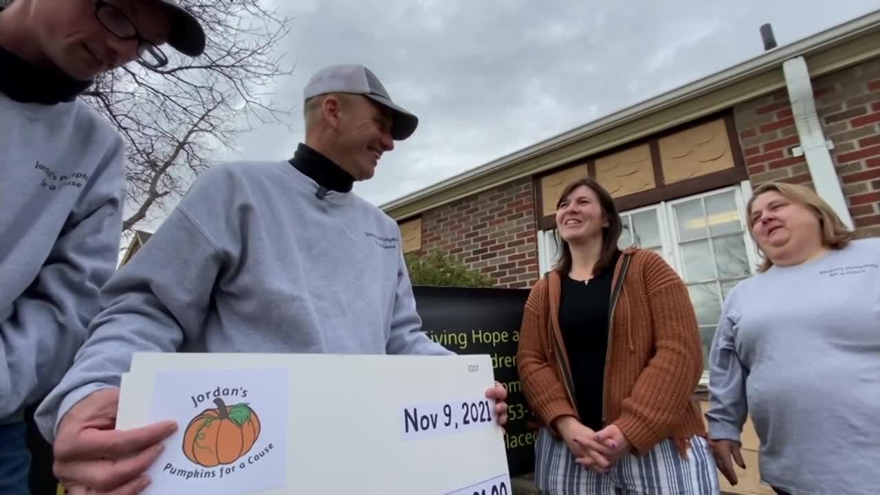 Pumpkins For A Cause makes big donation to Peace Place