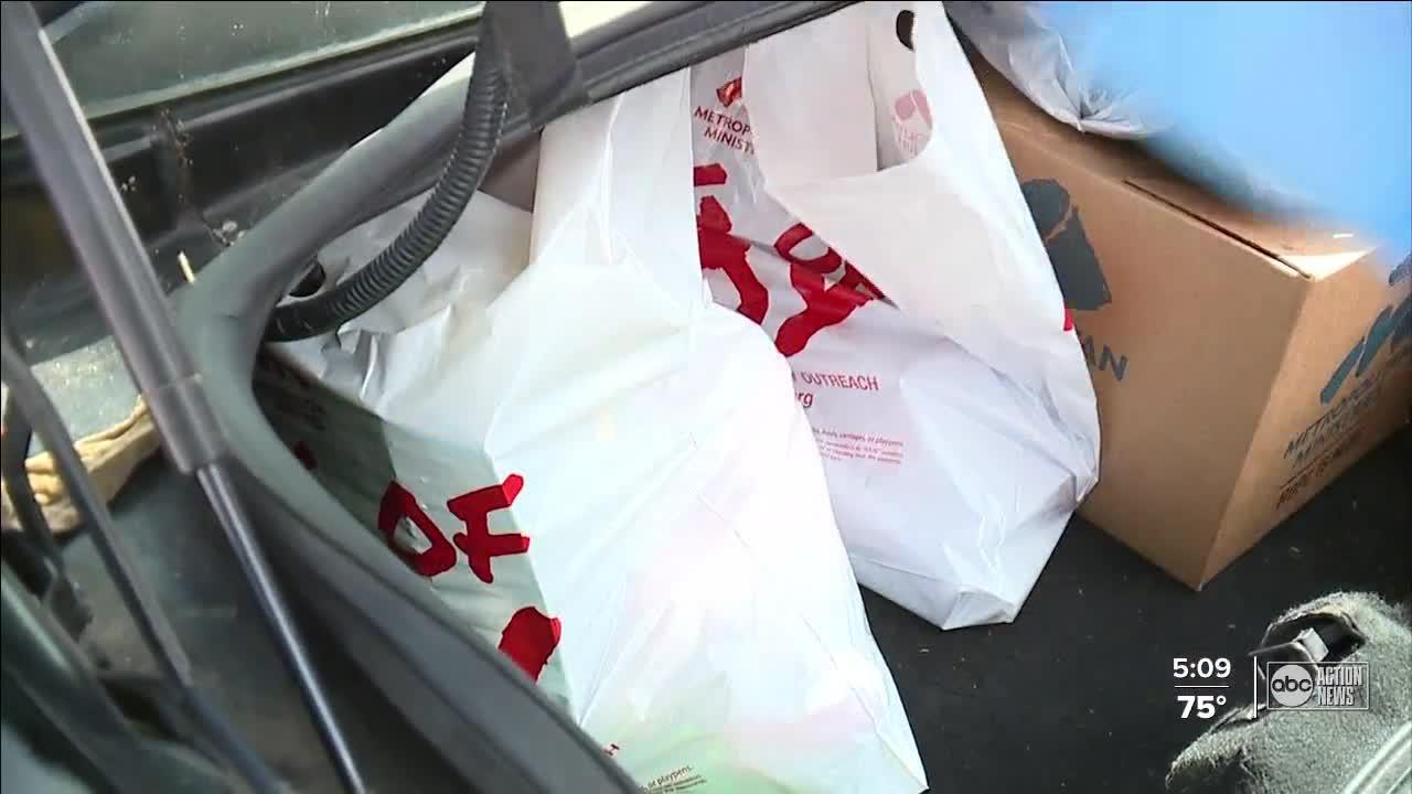 Volunteers needed to help deliver Thanksgiving meals around Tampa Bay area