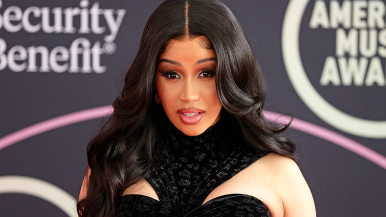 Cardi B on Hosting the 2021 American Music Awards: 'I'm Just Gonna Let It Flow' | THR News