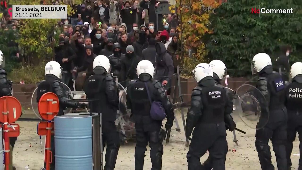 Tense standoffs, clashes at Brussels COVID demo