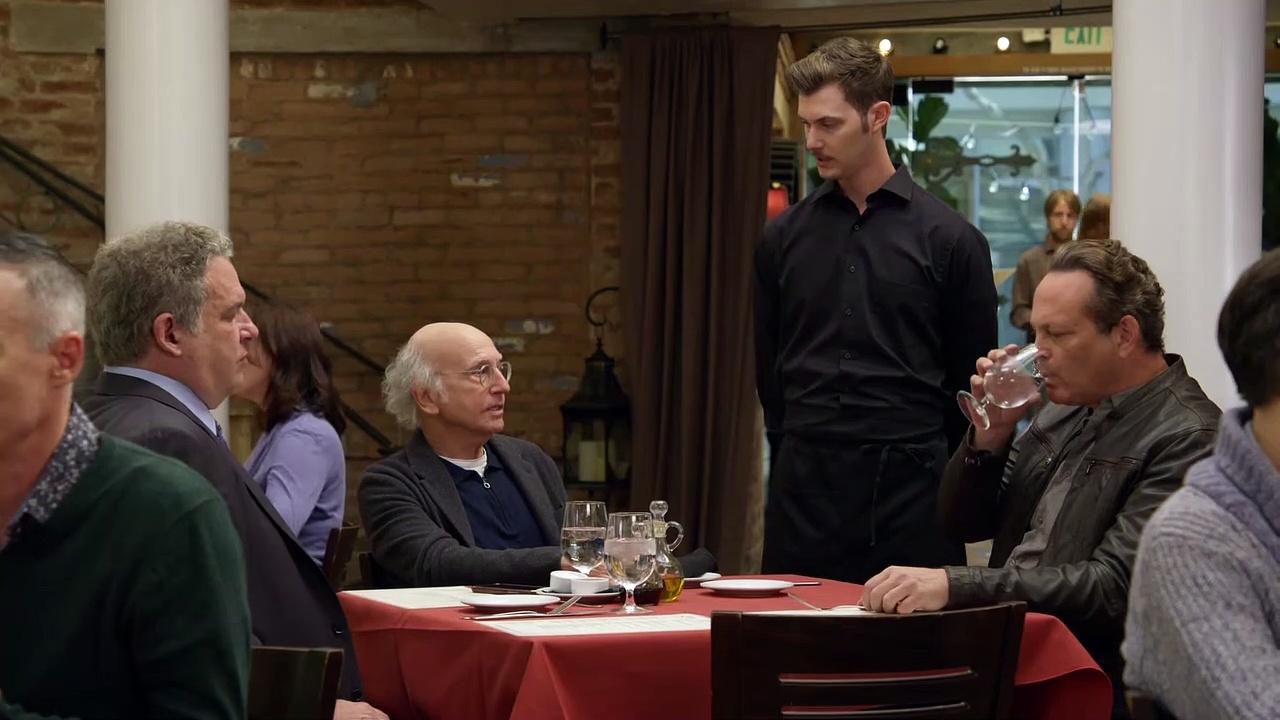 Curb Your Enthusiasm S11E06 Man Fights Tiny Woman