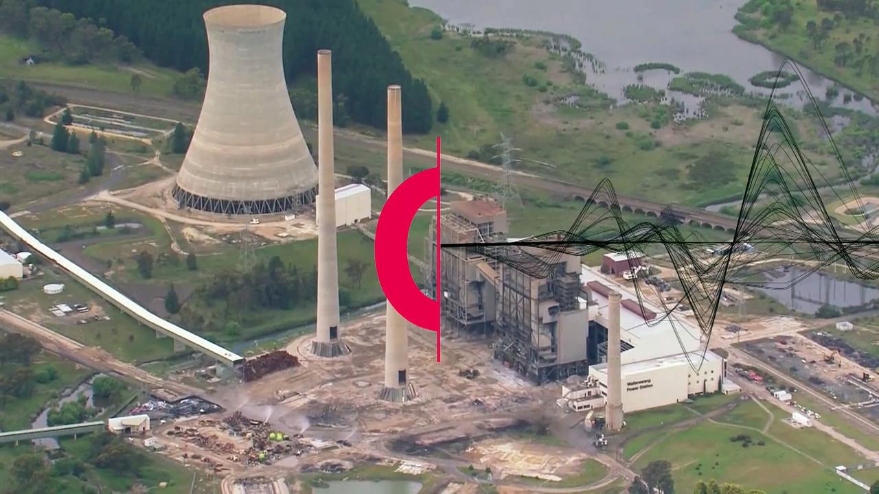 Power plant chimneys demolished in Australia