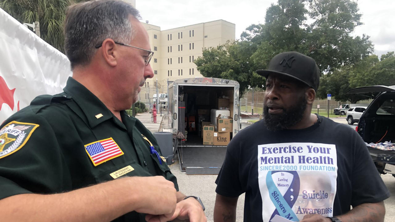 PBSO deputies served Thanksgiving dinner and mental health info