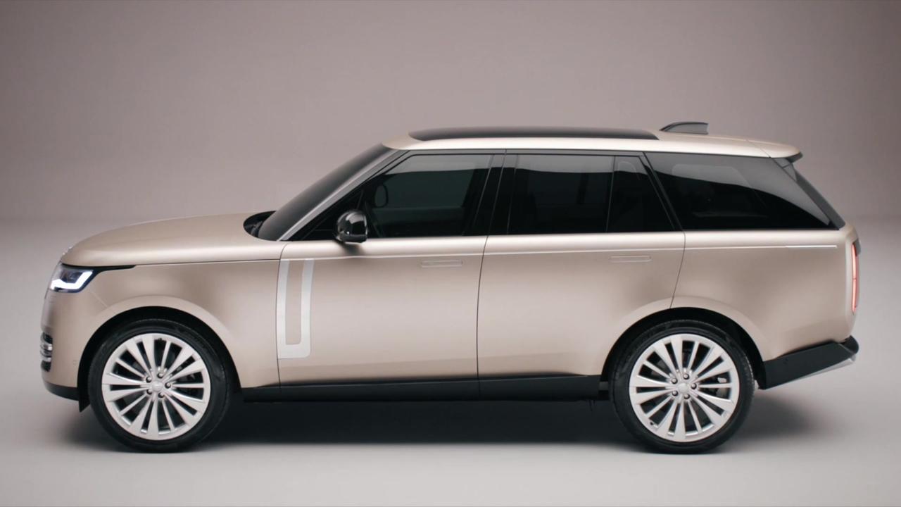 New Range Rover Standard Wheelbase Exterior Design in Studio