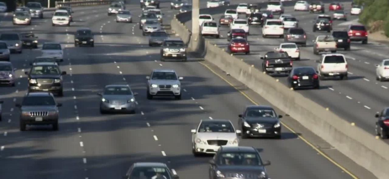 Travelers face major delays driving home after Thanksgiving