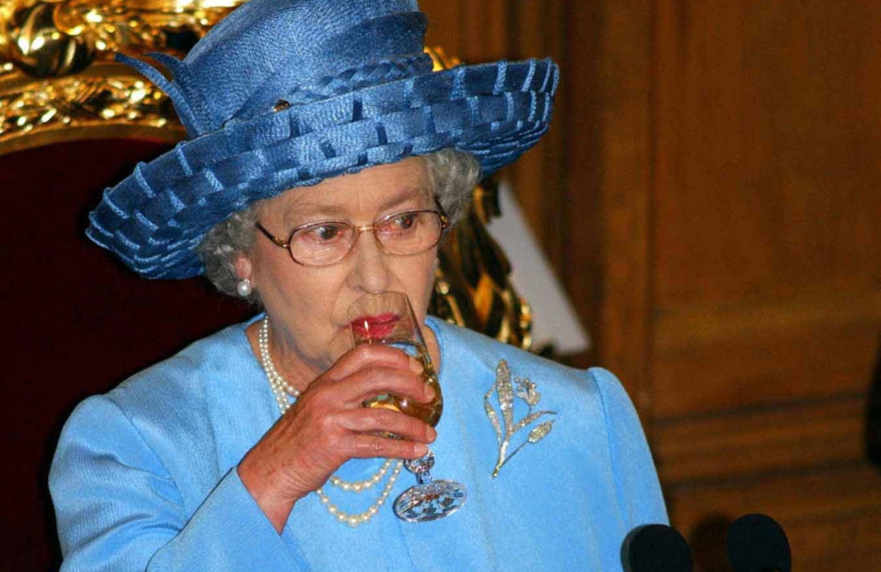 Queen Elizabeth still drinks alcohol