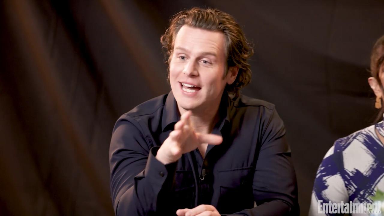 Jonathan Groff Thought He Peed His Pants While Filming ‘The Matrix Resurrections’