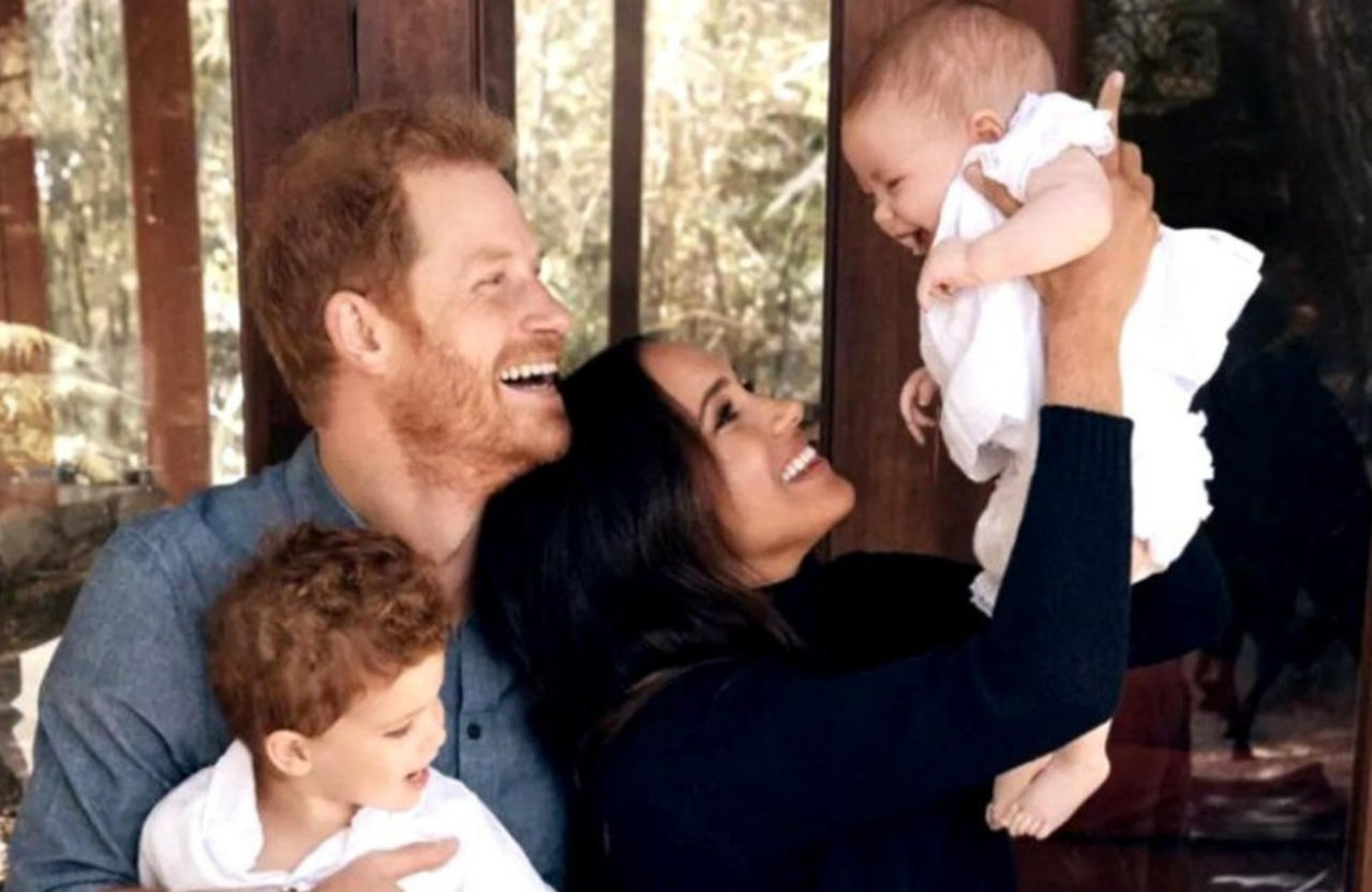 Prince Harry and Duchess Meghan share first photo of daughter Lilibet on family Christmas card