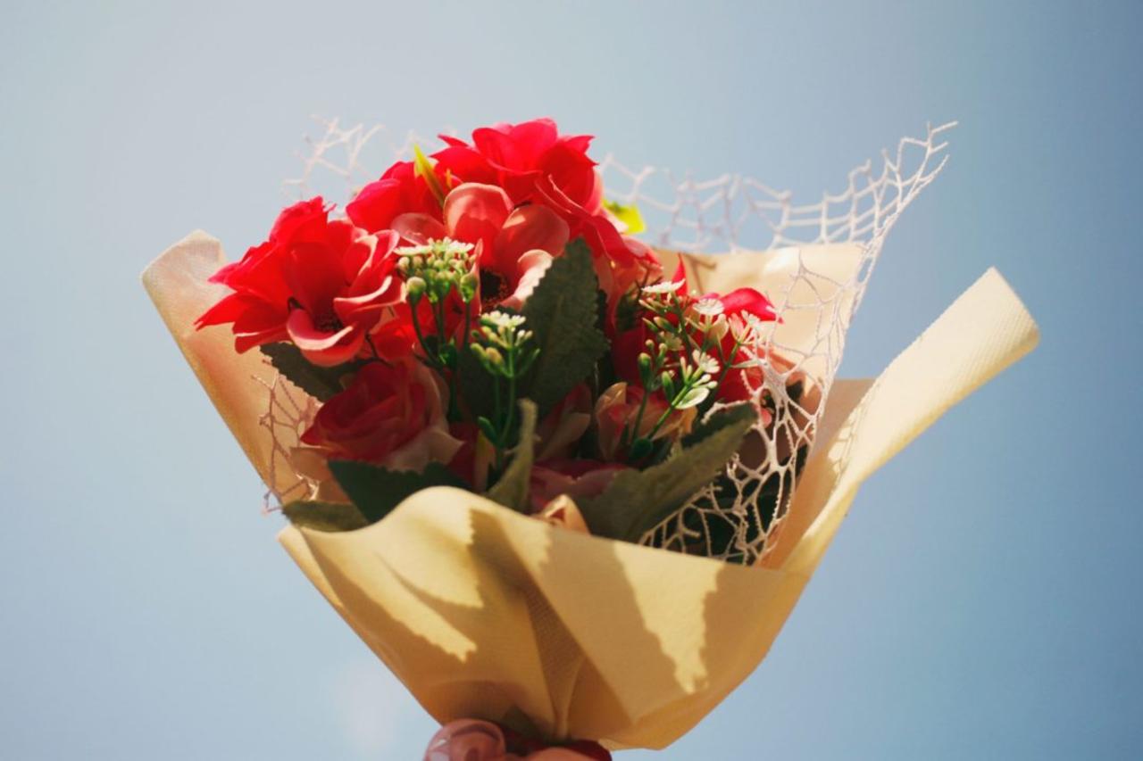 Why Do We Give Roses for Valentine's Day?