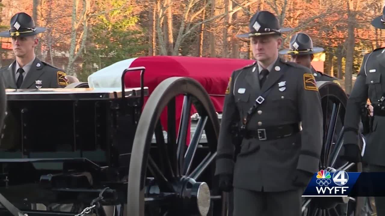 Funeral for fallen NC trooper draws mourners from across state lines
