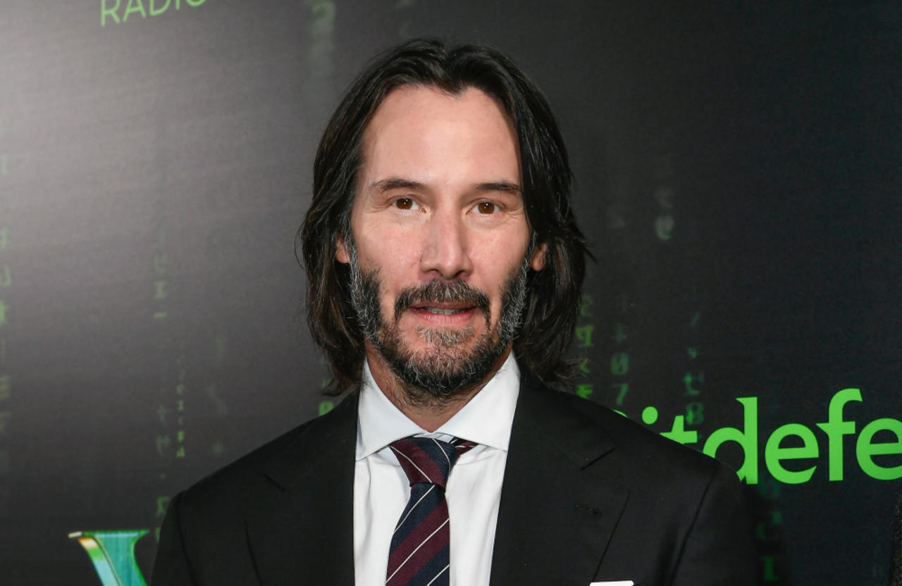 Keanu Reeves flew friends on private jet and treated them to celebrate The Maxtrix: Resurrections premiere