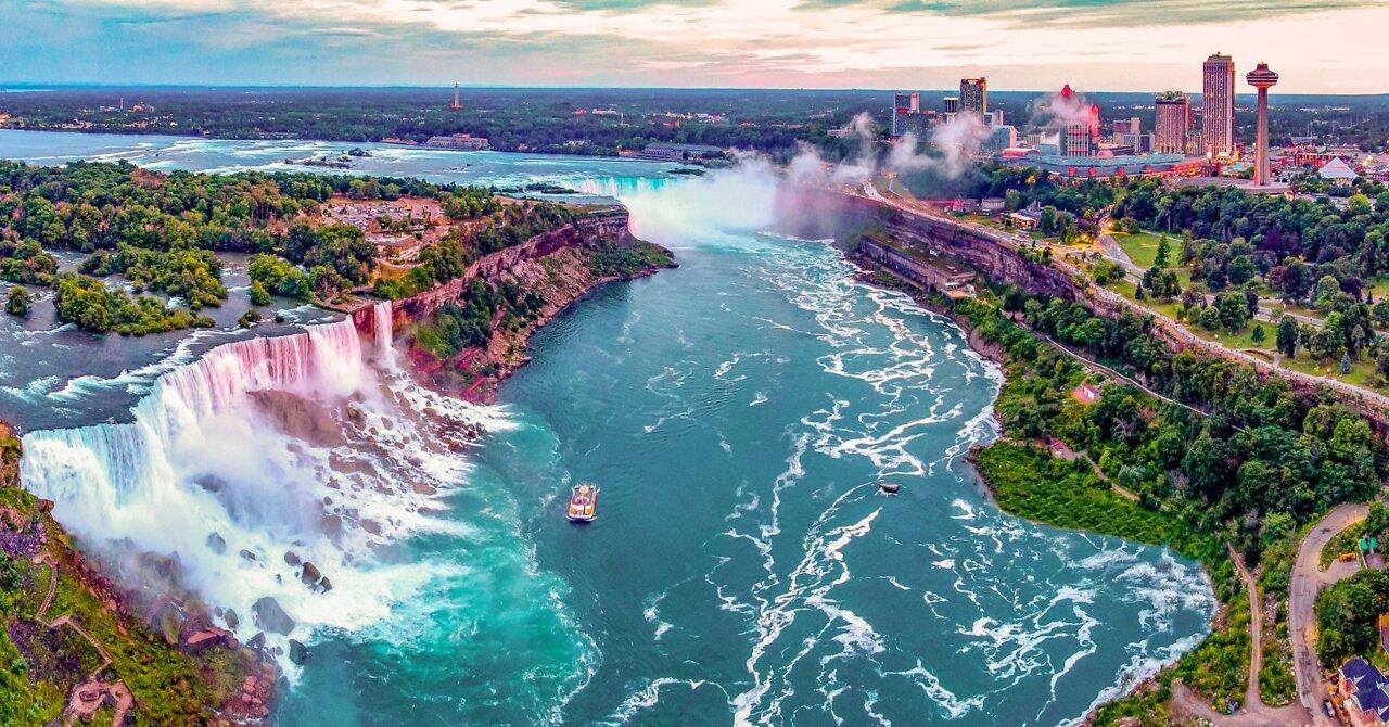 Niagara Falls at its best!