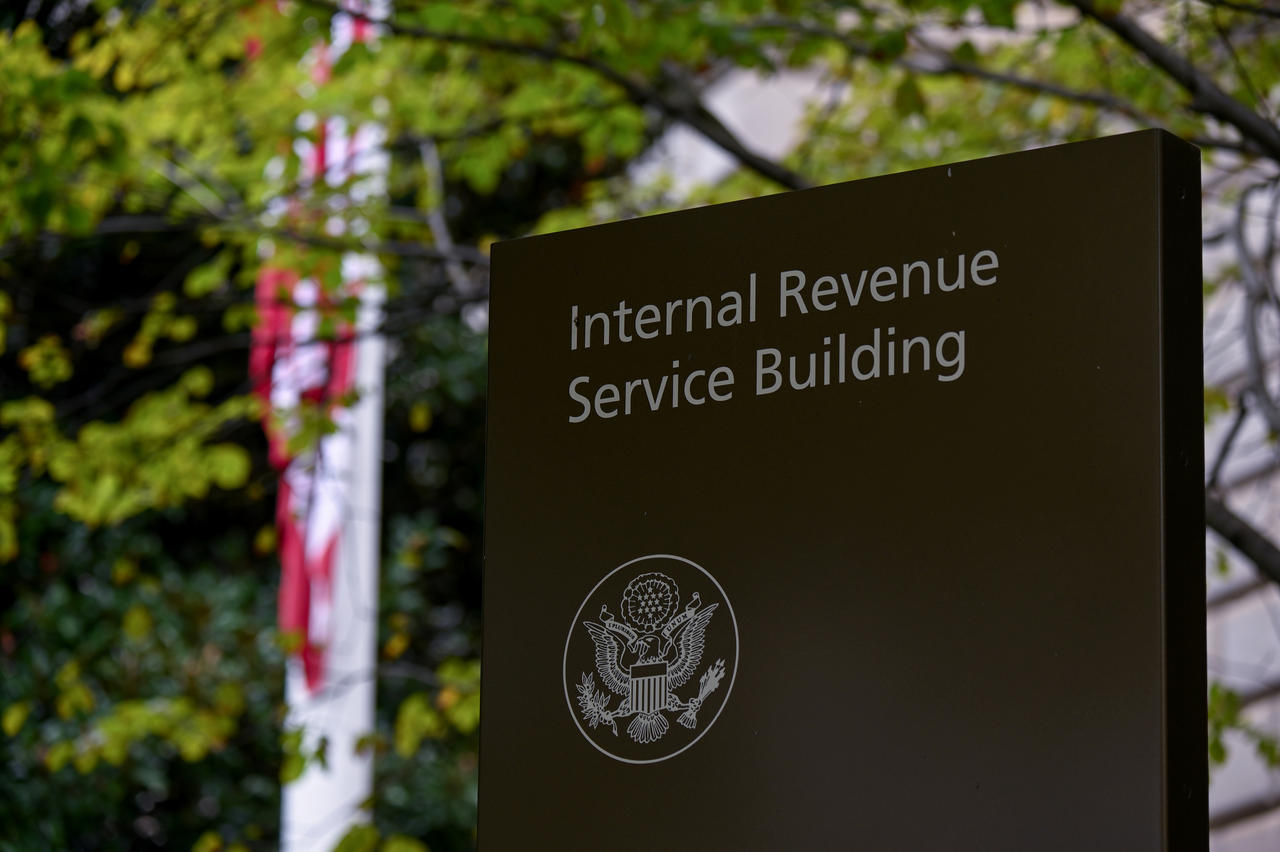 ‘The IRS Is in Crisis:’ Tax Experts Say To Expect Delays in 2022
