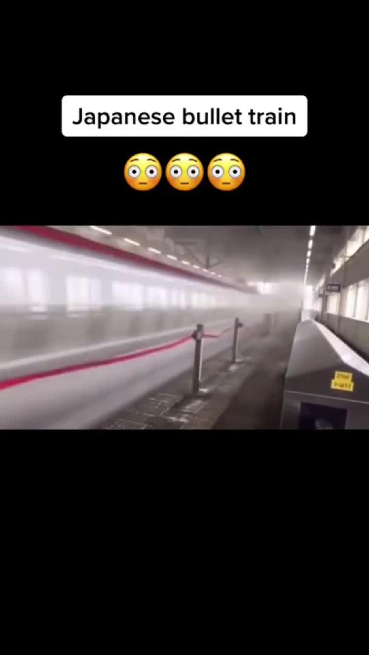 This is How Bullet Train Goes In Japan🤩🤩🤩