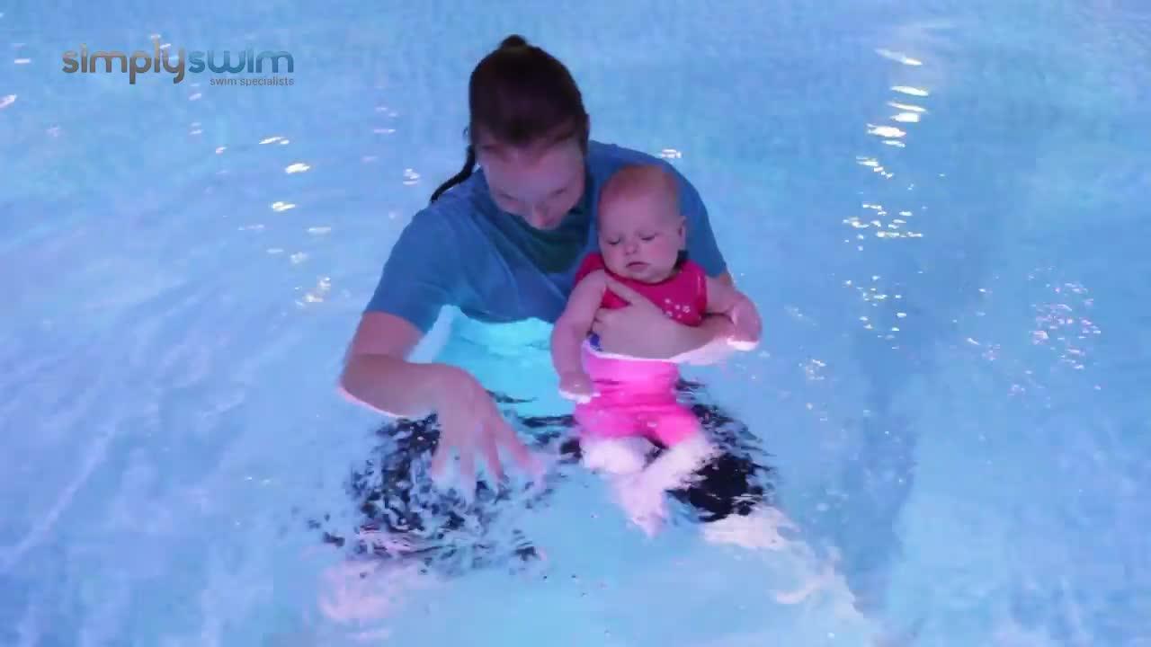 How to Introduce a Baby to Swimming ☺️☺️☺️