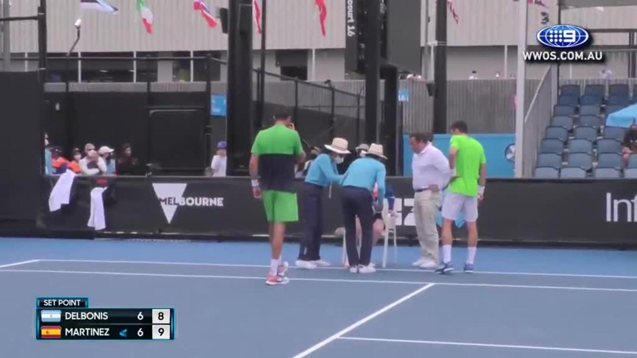 Moment dramatic la Australian Open: Un copil de mingi s-a prăbușit în timpul unui meci de tenis