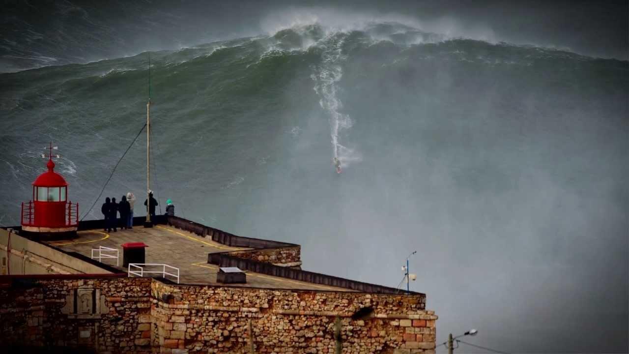 100ft World breaking waves, Garrett McNamara Surfing Nazare, Portugal
