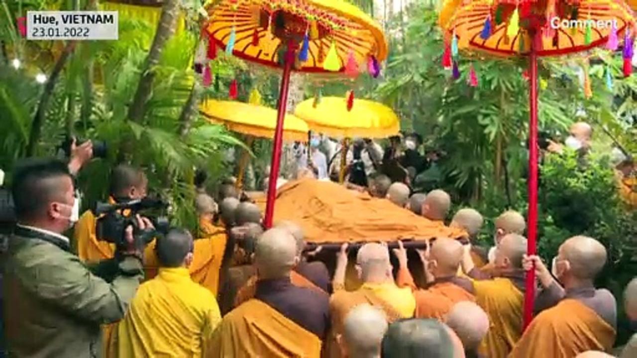 Thousands in Vietnam mourn Buddhist monk who brought mindfulness to West